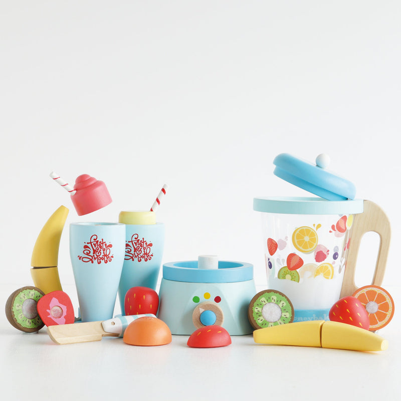 Le Toy Van Blender and Wooden Fruit Set Honeybake Collection 2 years+