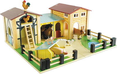 Le Toy Van Wooden Toy Farmyard 3 years+