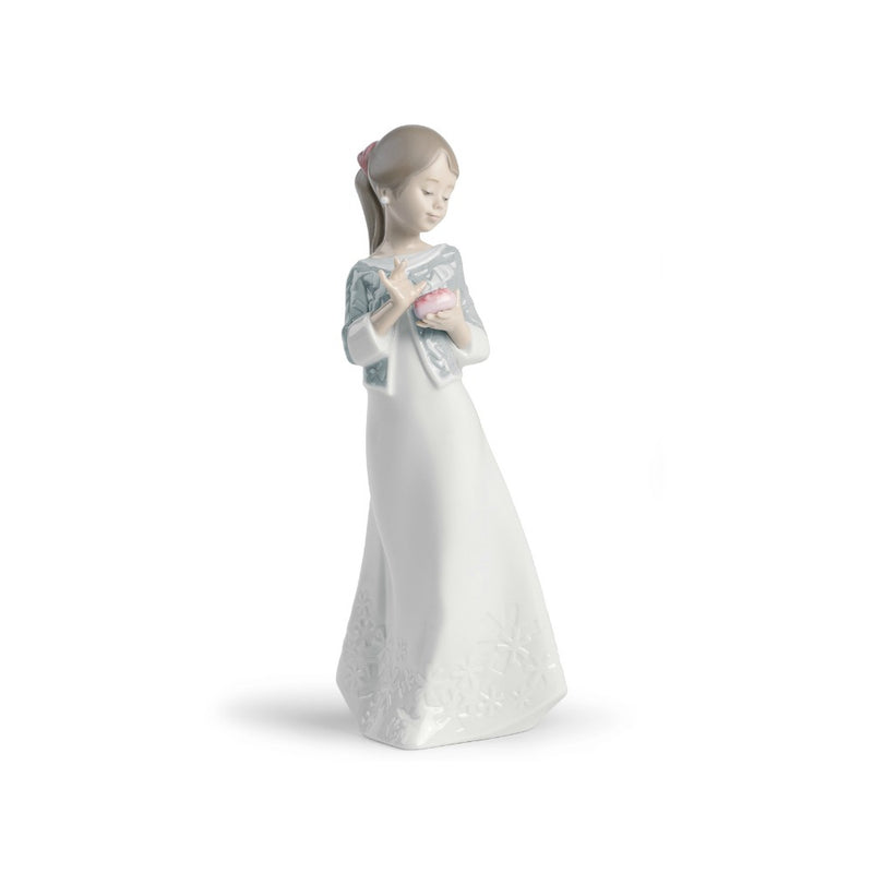 Nao by Lladró A Gift From The Heart Porcelain Figurine